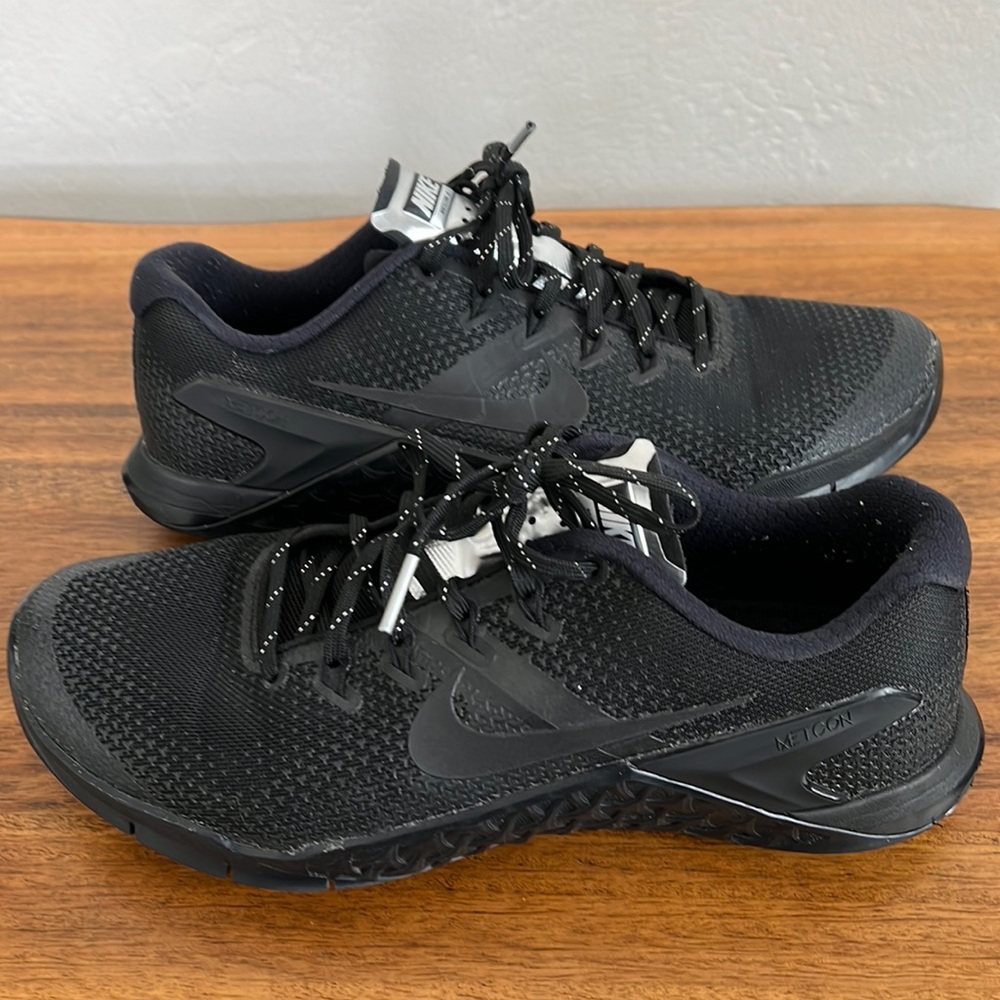 Nike - Metcon 4 workout shoes in Black